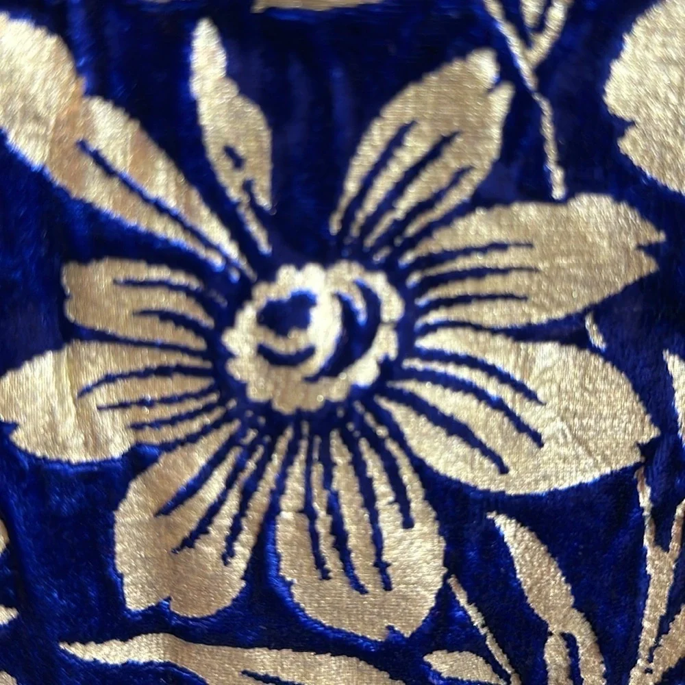 Tory Burch blue crushed velvet with gold flowers long sleeved navy sweater XS​
